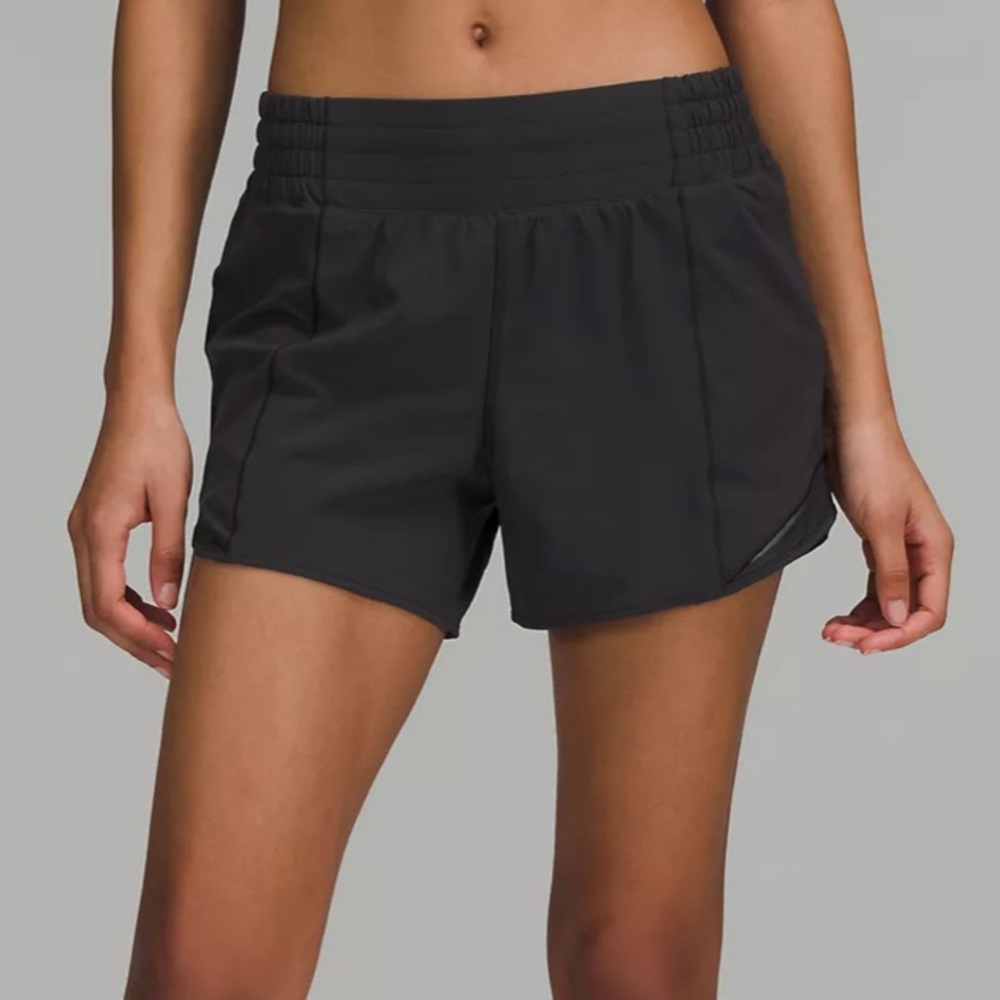 LULULEMON Hotty Hot High-Rise Lined Short 4"